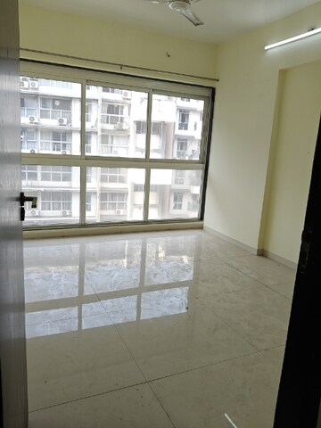 Room in 2 BHK Apartment at Godrej Central, Chembur – for Rent