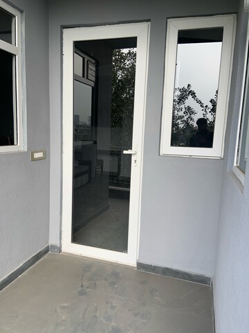 Building Lobby in 2 BHK Builder Floor at Sushant Lok ii – for Rent