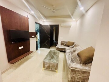 Living Room in 4 BHK Apartment at DLF The Summit, Dlf Phase V – for Rent