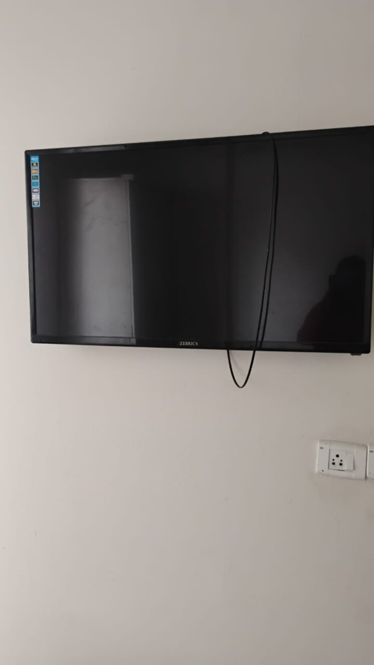 Room, rof-aalayas 2 Bedroom 574 Sq.Ft. Apartment In Sector 102 Gurgaon 9767358