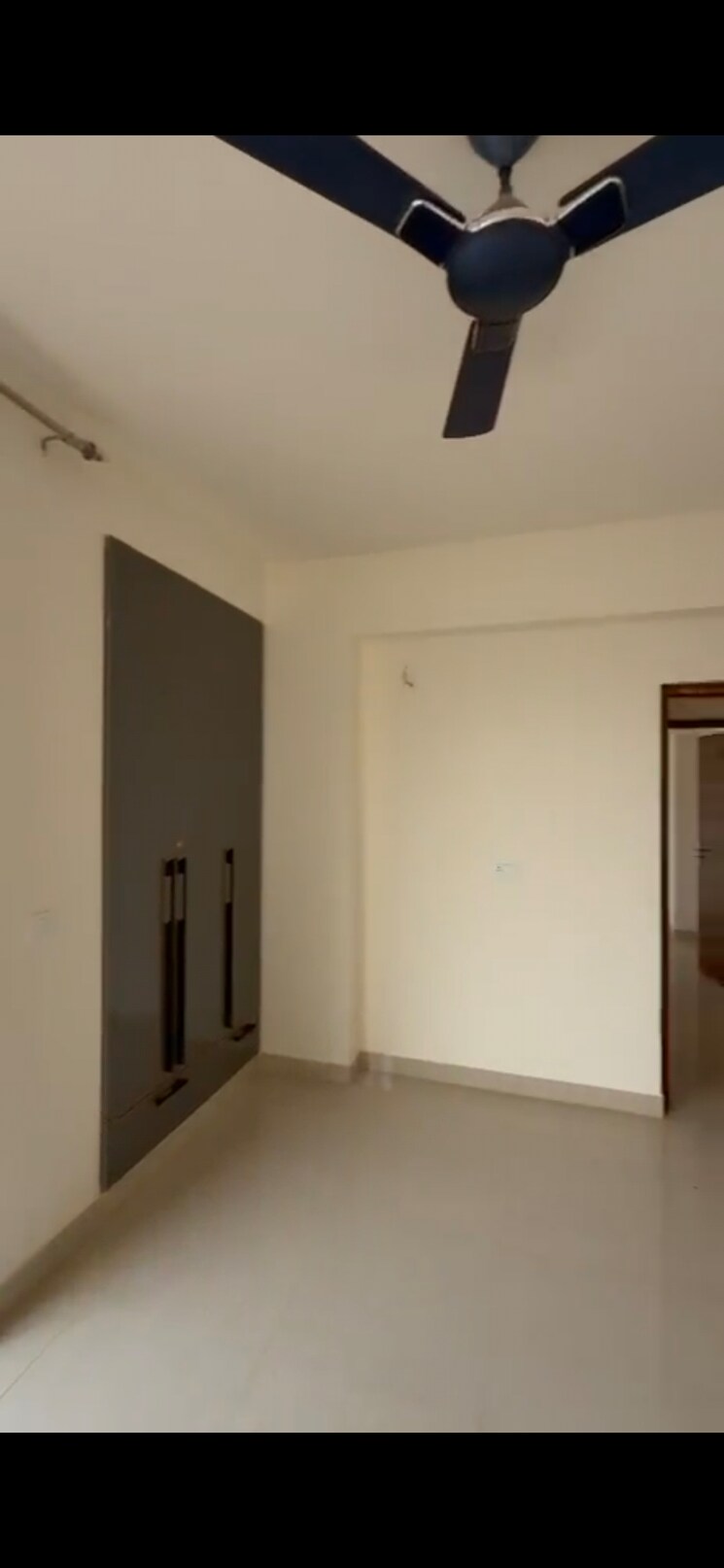 Room, shiv-the-ozone-solitaire 3 Bedroom 1735 Sq.Ft. Apartment In Sector 87 Faridabad 9767385