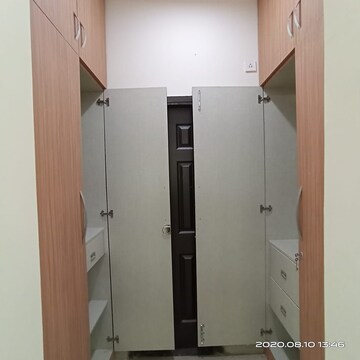 Master Bedroom in 4 BHK Builder Floor at Unitech South City II, Sector 50 – for Sale