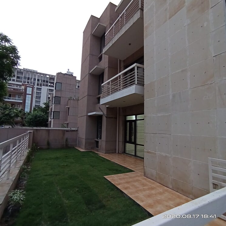 Exterior View, unitech-south-city-ii 4 Bedroom 500 Sq.Yd. Builder Floor In Sector 50 Gurgaon 9767386