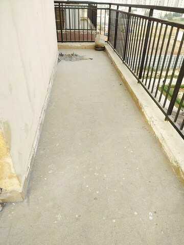 Balcony in 3 BHK Apartment at ROF Aalayas Phase 2, Sector 102 – for Rent