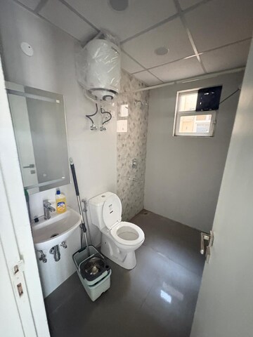 Master Bedroom in 3 BHK Apartment at Signature Global City, Sector 37d – for Rent