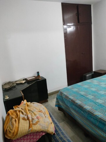 Bedroom in 2 BHK Builder Floor at Malviya Nagar – for Rent
