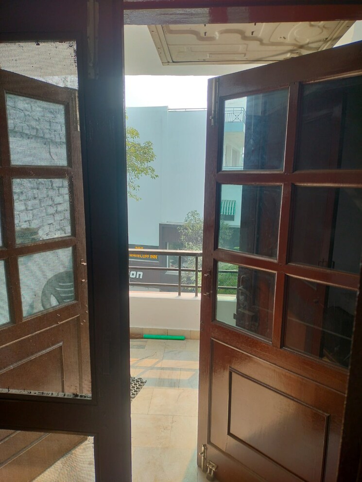 Room, malviya nagar 2 Bedroom 1000 Sq.Ft. Builder Floor In Malviya Nagar Delhi 9767454