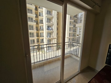 2 BHK Apartment For Rent in Signature The Millennia 3, Sector 37d