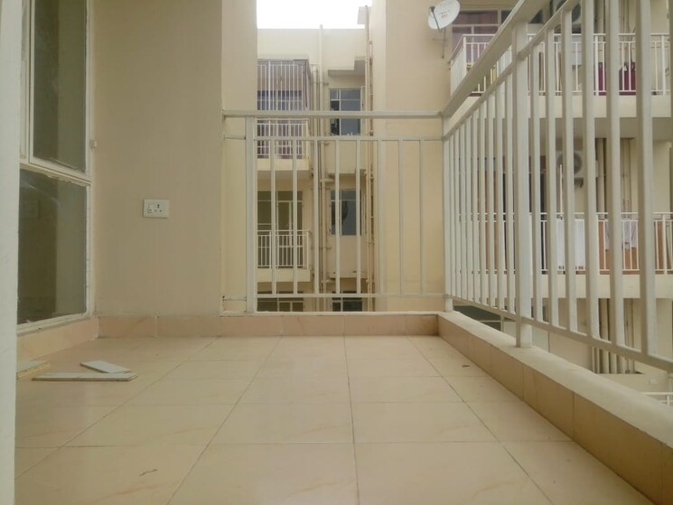 Balcony, suncity-avenue-102 2 Bedroom 605 Sq.Ft. Apartment In Sector 102 Gurgaon 9767473