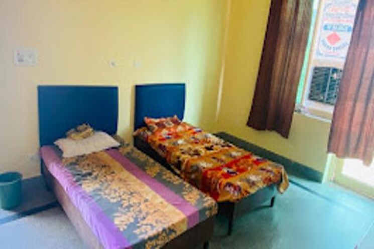 Bedroom, indira colony 2 Pg For Boys In Indira Colony 2 9767330