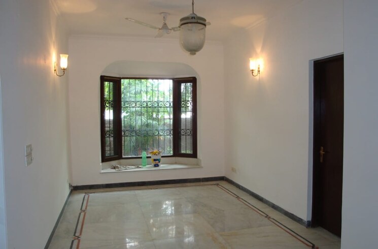 Cover Image, sushant lok i 4 Bedroom 215 Sq.Yd. Independent House In Sushant Lok I Gurgaon 9768100