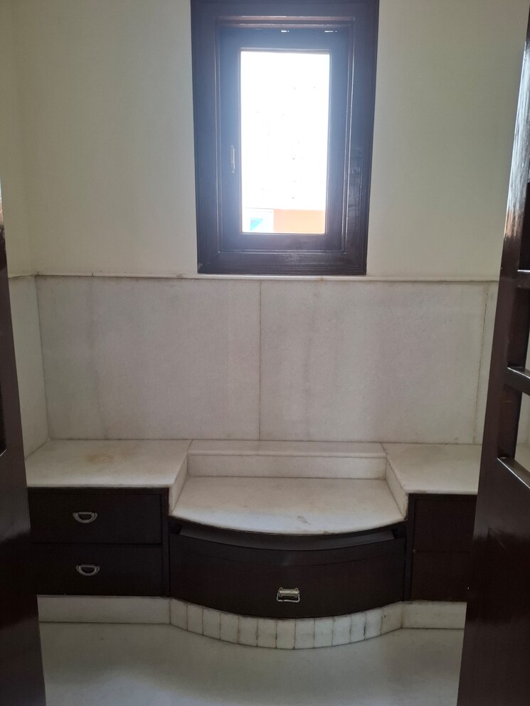 Bathroom, banjara hills 5 Bedroom 4500 Sq.Ft. Villa In Banjara Hills Hyderabad 9767662