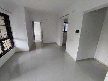 Room in 2 BHK Apartment at Kohinoor Coral Phase 3, Hinjewadi – for Rent