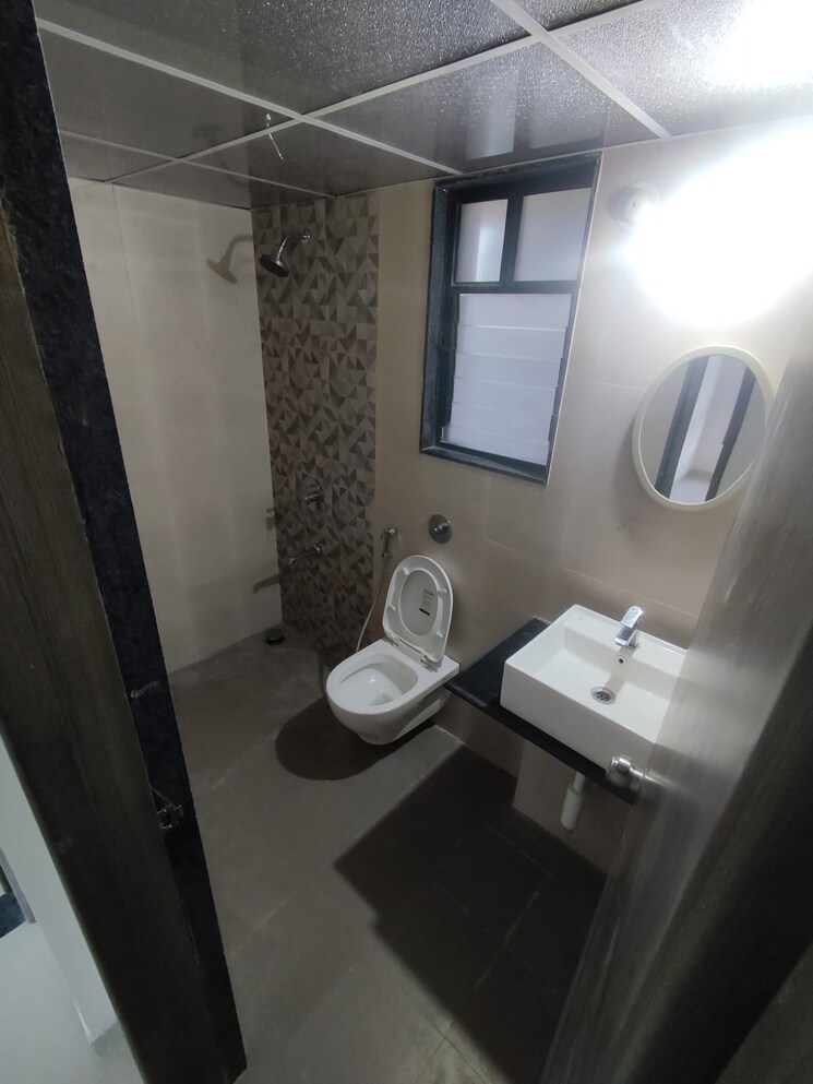 Bathroom, kohinoor-coral-phase-3 2 Bedroom 700 Sq.Ft. Apartment In Hinjewadi Pune 9767799