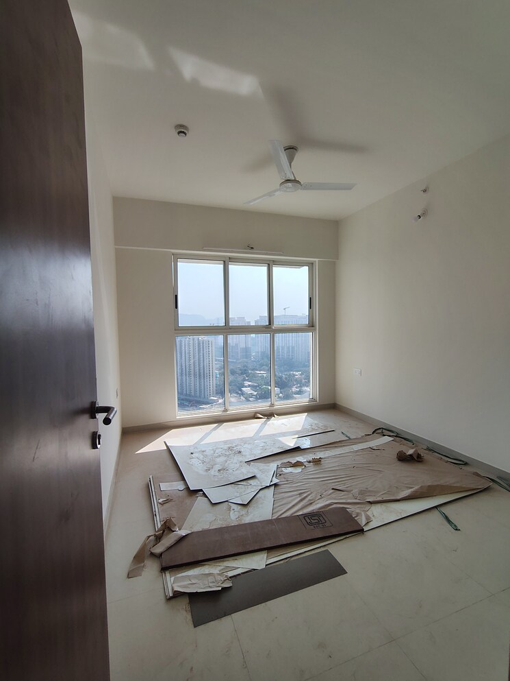 undefined, lodha-amara-tower-24-and-25 2 Bedroom 840 Sq.Ft. Apartment In Kolshet Road Thane 9768408