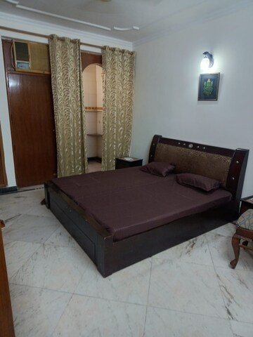  Pg For Rent in Roots Courtyard, Sector 48