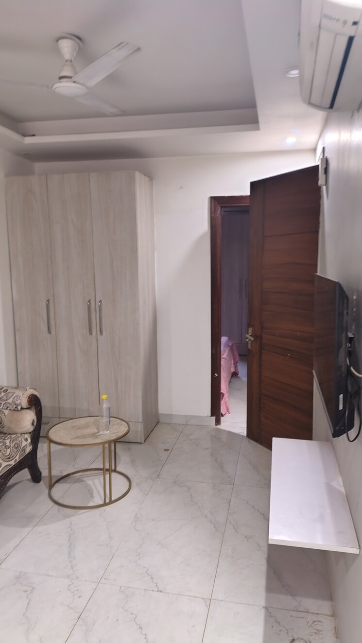 Bathroom, sushant lok iii 1 Bedroom 600 Sq.Ft. Builder Floor In Sushant Lok Iii Gurgaon 9768090