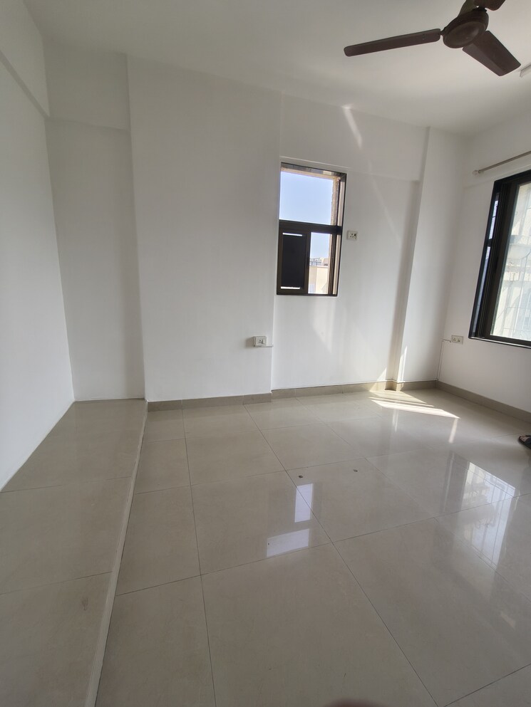 Master Bedroom, lake-pleasant 2 Bedroom 800 Sq.Ft. Apartment In Powai Mumbai 9768226