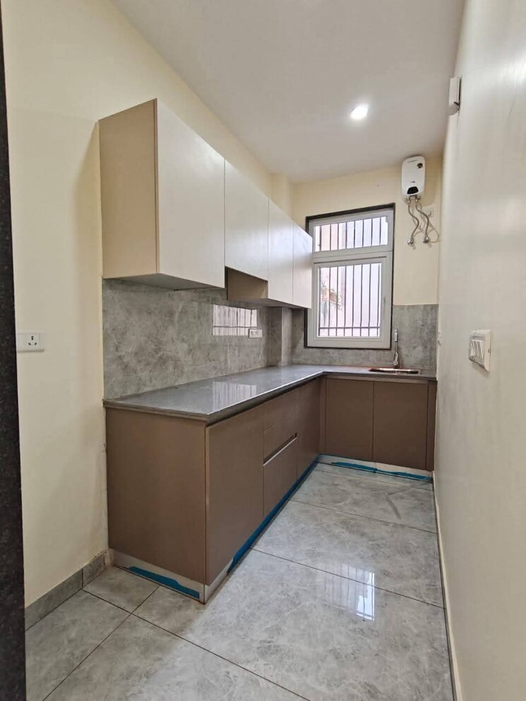 Kitchen, saket 1 Bedroom 500 Sq.Ft. Apartment In Saket Delhi 9768204