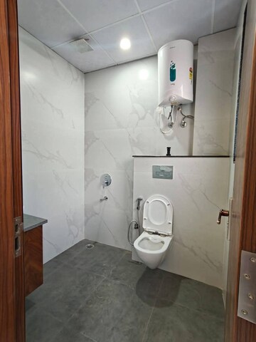Bathroom in 1 BHK Apartment at Saket – for Rent