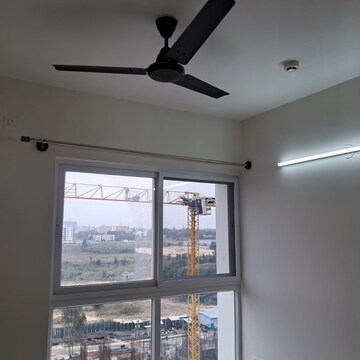 Room in 1 BHK Apartment at Godrej Park Retreat, Chikkakannalli – for Rent