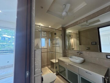 Kitchen in 4 BHK Builder Floor at Rajinder Nagar – for Sale