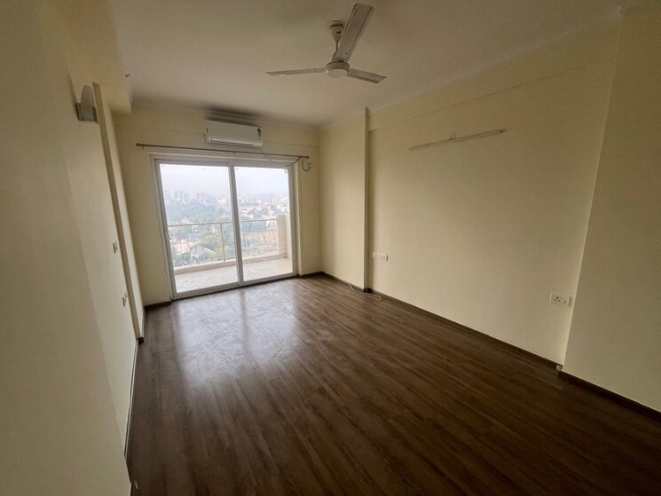 Room, pareena-micasa 3 Bedroom 1999 Sq.Ft. Apartment In Sector 68 Gurgaon 9768643