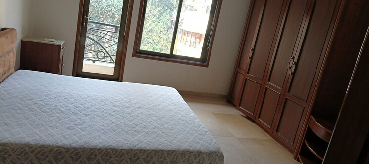 Bedroom, bandra west 3 Bedroom 1100 Sq.Ft. Apartment In Bandra West Mumbai 9768630