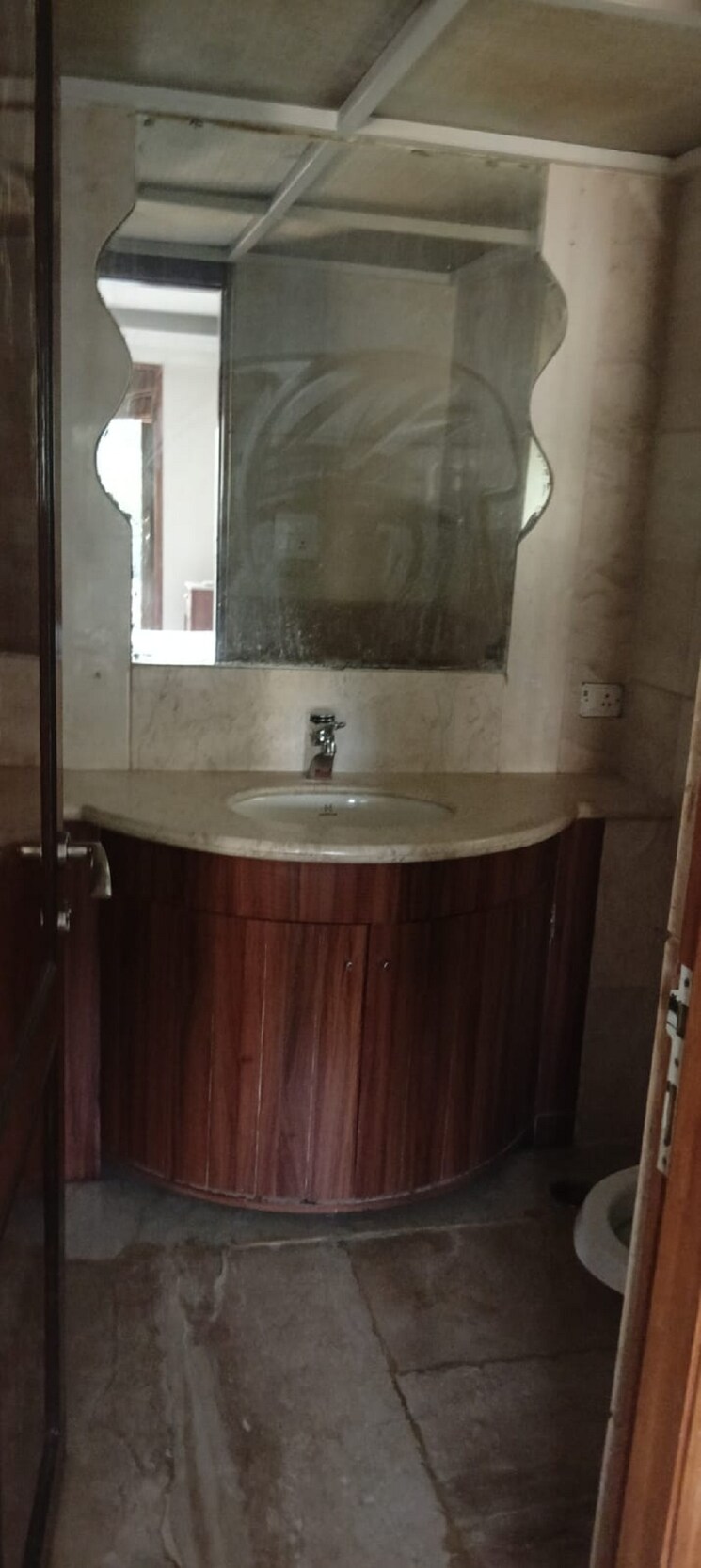 Bathroom, bandra west 3 Bedroom 1100 Sq.Ft. Apartment In Bandra West Mumbai 9768630