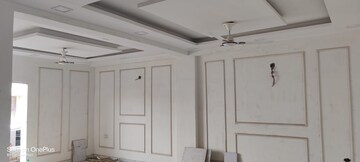 Building Lobby in 3 BHK Builder Floor at Green Fields Colony – for Sale