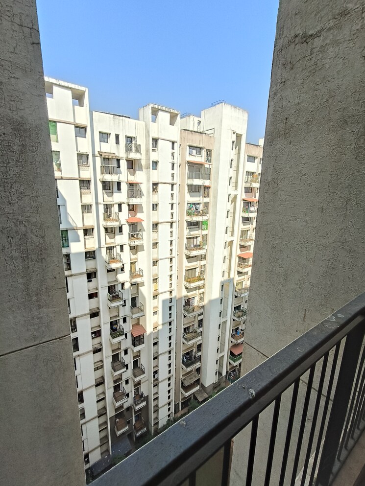 Exterior View, lodha-palava-city-lakeshore-greens 2 Bedroom 738 Sq.Ft. Apartment In Dombivli East Thane 9768932