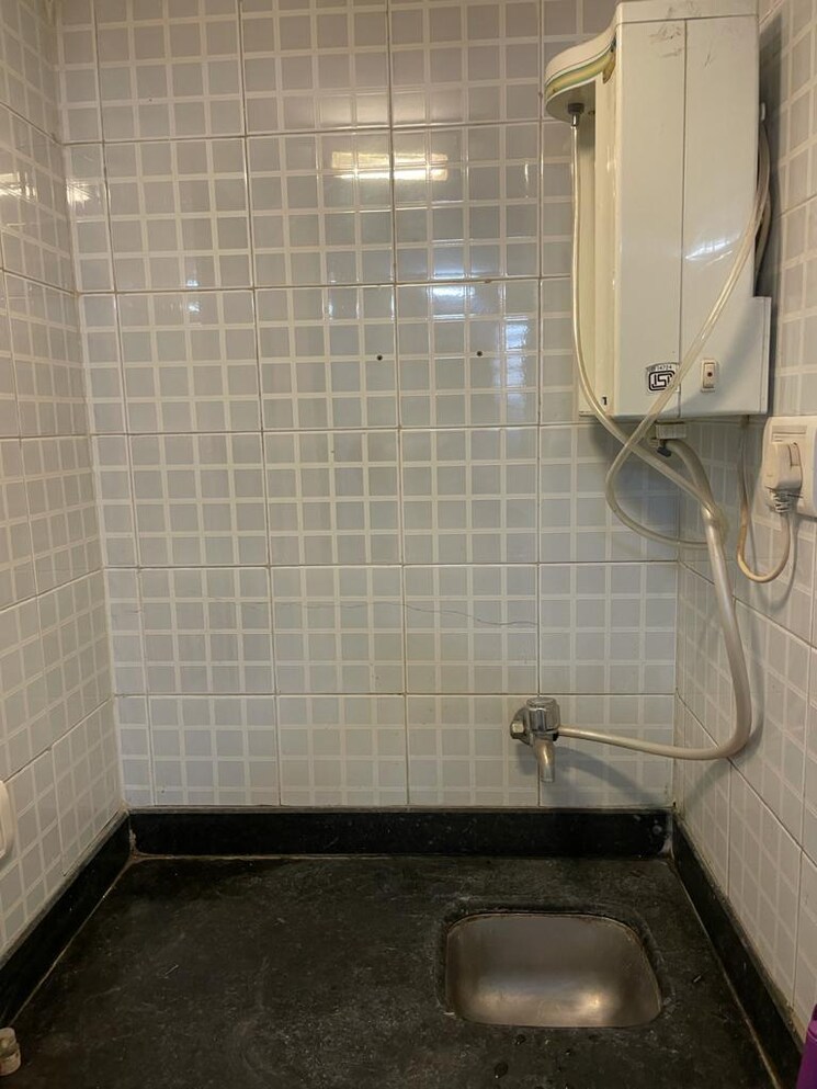 Bathroom, bhandup west Commercial Office Space 350 Sq.Ft. In Bhandup West Mumbai 9769026