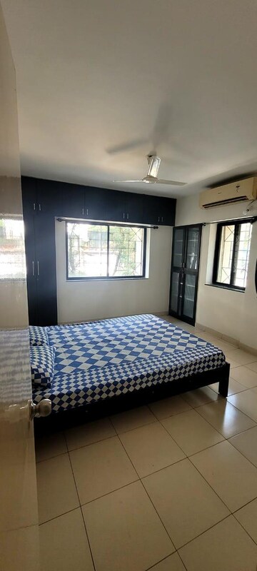 Bedroom in 2 BHK Apartment at Sunshine  Court, Kalyani Nagar – for Rent