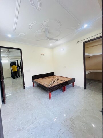 Master Bedroom in 3 BHK Builder Floor at Sector 51 – for Rent