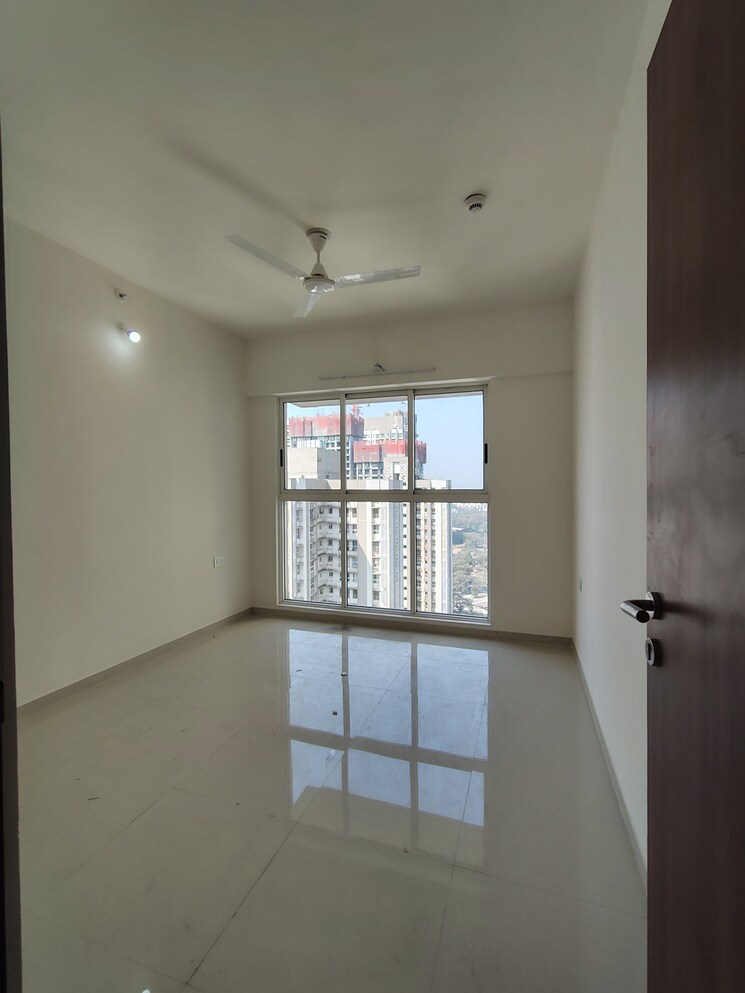 Room, lodha-amara-tower-23 2 Bedroom 800 Sq.Ft. Apartment In Kolshet Road Thane 9769250