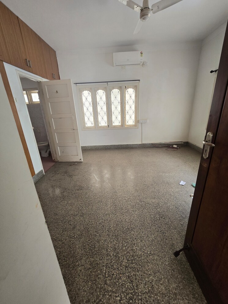 undefined, sadashiva nagar 3 Bedroom 3000 Sq.Ft. Independent House In Sadashiva Nagar Bangalore 9769323