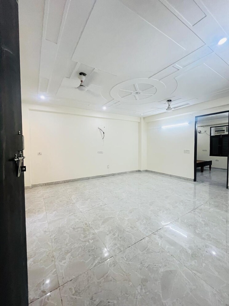 Bathroom, sector 40 3 Bedroom 2249 Sq.Ft. Builder Floor In Sector 40 Gurgaon 9769407