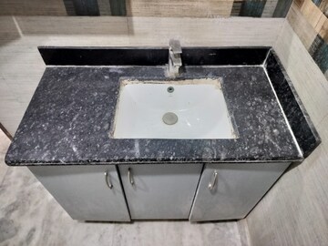  2 BHK Apartment at Molarband – for Sale