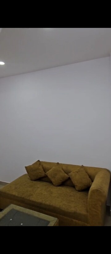 Furnished Amenities in 1 BHK Builder Floor at Shakti Khand 2 – for Rent