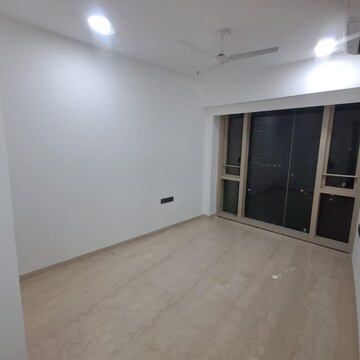 Room in 3 BHK Apartment at Lodha The Park, Century Mills – for Rent