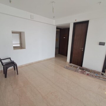 Room in 3 BHK Apartment at Lodha The Park, Century Mills – for Rent