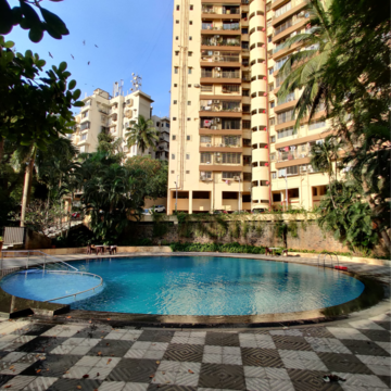 Swimming Pool in 3 BHK Apartment at Bandra West – for Rent