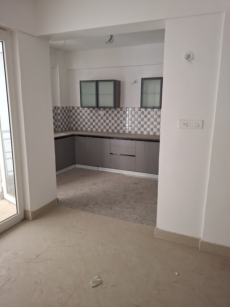 Kitchen, urban-axis-urban-woods 3 Bedroom 1506 Sq.Ft. Apartment In Sushant Golf City Lucknow 9770325