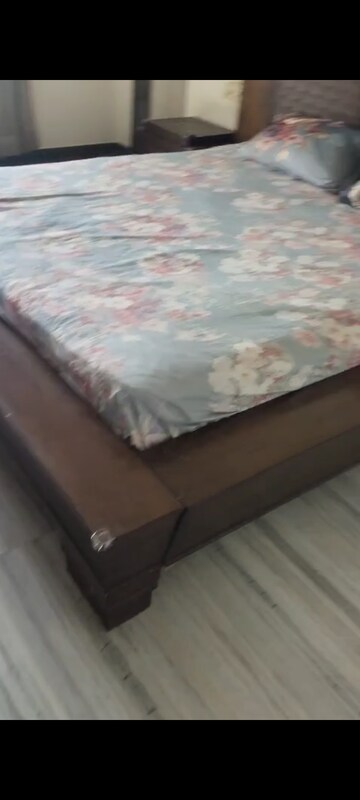 Bedroom in 3 BHK Apartment at Hiranandani Estate, Ghodbunder Road – for Rent