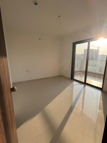 Furnished Amenities in 2 BHK Apartment at HS Lagom Homes, Wakad – for Rent