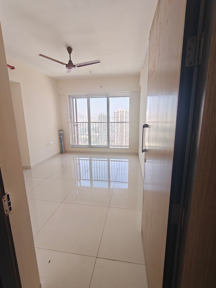 Bathroom, godrej-nest-kandivali 1 Bedroom 430 Sq.Ft. Apartment In Kandivali East Mumbai 9770589