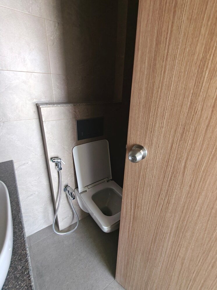 Bathroom, godrej-nest-kandivali 1 Bedroom 430 Sq.Ft. Apartment In Kandivali East Mumbai 9770589