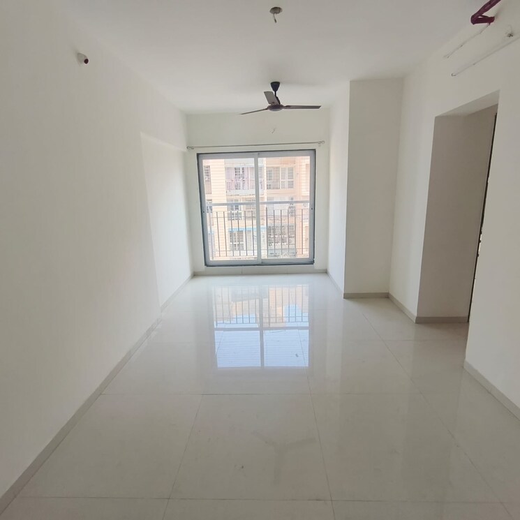 Cover Image, yashraaj-park 2 Bedroom 895 Sq.Ft. Apartment In Ghodbunder Road Thane 9770664