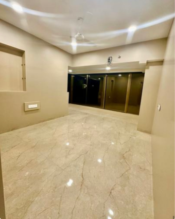 Room in 4 BHK Apartment at Andheri East – for Rent