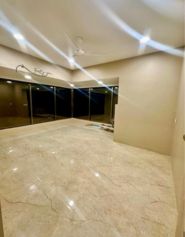 Room in 4 BHK Apartment at Andheri East – for Rent